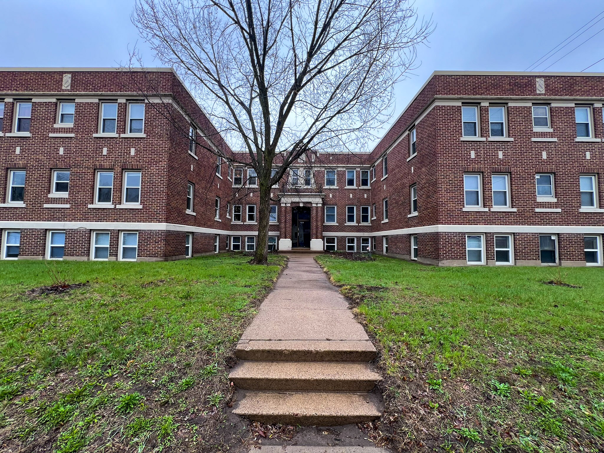 1019 South Farwell