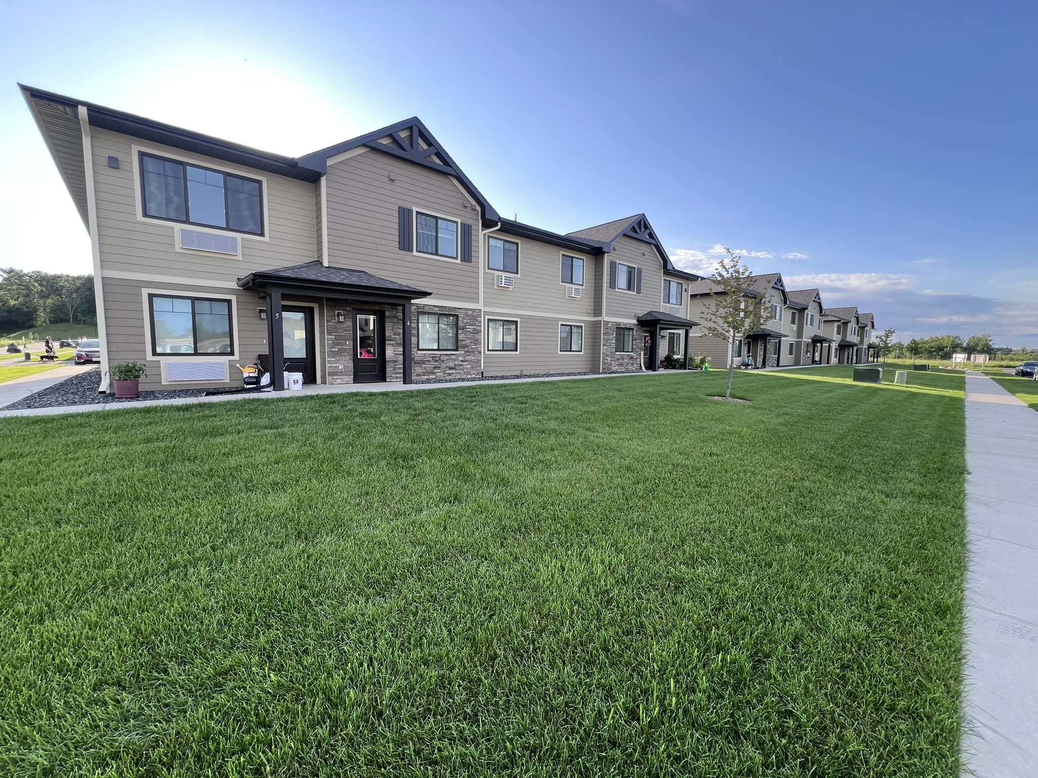 Property thumbnail image