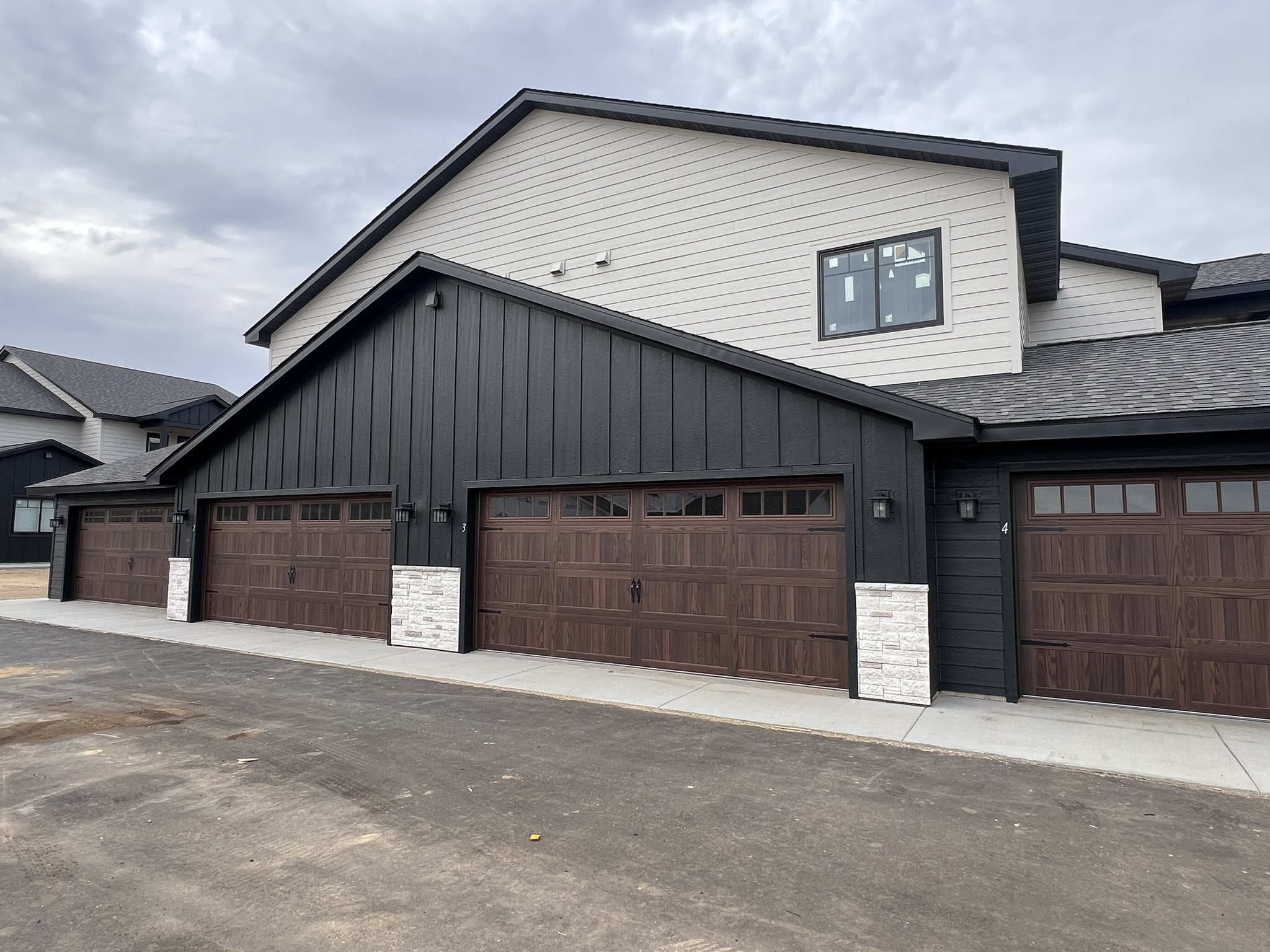 4847 Woodland Park Drive - 1
